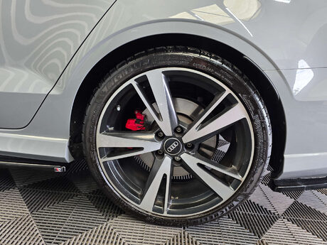 Audi RS3 2.5 TFSI Saloon 4dr Petrol S Tronic quattro Euro 6 (s/s) (400 ps) 30