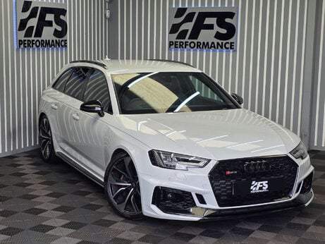 Audi RS4 2.9 TFSI V6 Estate 5dr Petrol Tiptronic quattro Euro 6 (s/s) (450 ps) 47