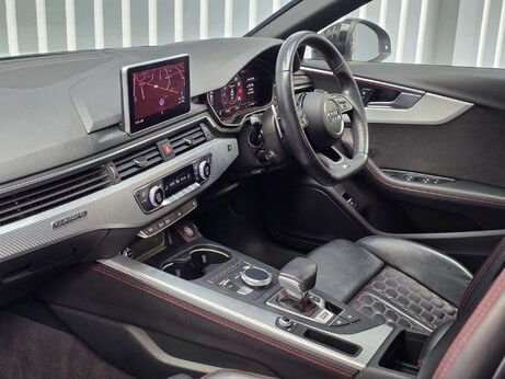 Audi RS4 2.9 TFSI V6 Estate 5dr Petrol Tiptronic quattro Euro 6 (s/s) (450 ps) 4