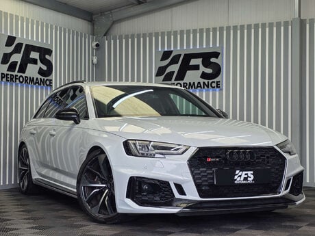 Audi RS4 2.9 TFSI V6 Estate 5dr Petrol Tiptronic quattro Euro 6 (s/s) (450 ps) 1