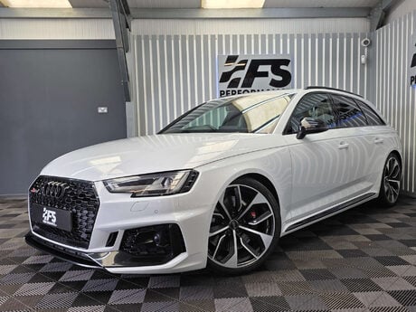 Audi RS4 2.9 TFSI V6 Estate 5dr Petrol Tiptronic quattro Euro 6 (s/s) (450 ps) 3