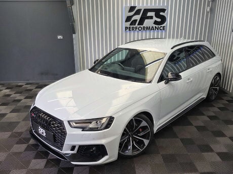 Audi RS4 2.9 TFSI V6 Estate 5dr Petrol Tiptronic quattro Euro 6 (s/s) (450 ps) 46