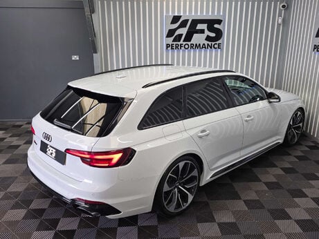 Audi RS4 2.9 TFSI V6 Estate 5dr Petrol Tiptronic quattro Euro 6 (s/s) (450 ps) 45