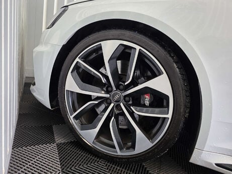 Audi RS4 2.9 TFSI V6 Estate 5dr Petrol Tiptronic quattro Euro 6 (s/s) (450 ps) 28