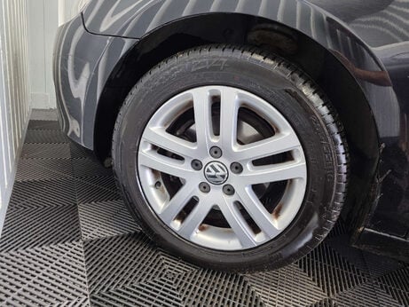 Volkswagen Golf 2.0 TDI SE Hatchback 5dr Diesel Manual Euro 5 (110 ps) 23
