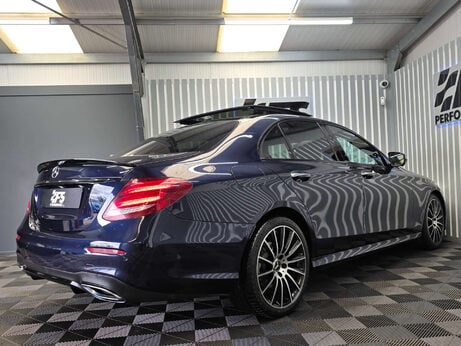 Mercedes-Benz E Class 2.0 E220d AMG Line Night Edition (Premium Plus) Saloon 4dr Diesel G-Tronic+ 32