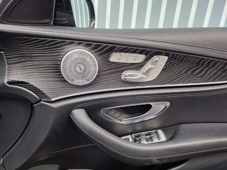Mercedes-Benz E Class 2.0 E220d AMG Line Night Edition (Premium Plus) Saloon 4dr Diesel G-Tronic+ 38