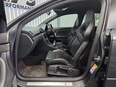Audi RS4 4.2 Estate 5dr Petrol Manual quattro (326 g/km, 415 bhp) 51