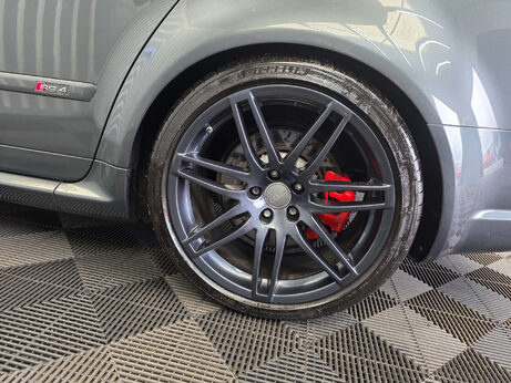 Audi RS4 4.2 Estate 5dr Petrol Manual quattro (326 g/km, 415 bhp) 35