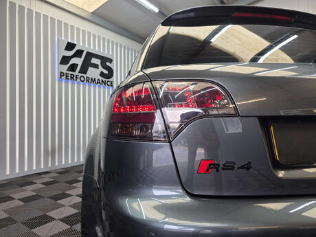 Audi RS4 4.2 Estate 5dr Petrol Manual quattro (326 g/km, 415 bhp) 42