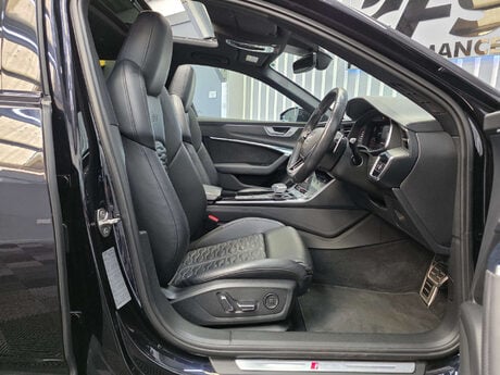 Audi RS6 4.0 TFSI V8 Vorsprung Estate 5dr Petrol Tiptronic quattro Euro 6 (s/s) (600 42