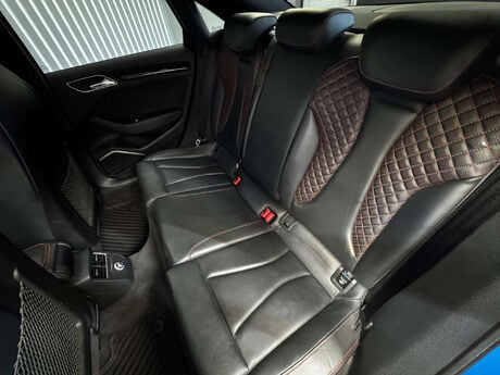 Audi RS3 2.5 TFSI Audi Sport Edition Saloon 4dr Petrol S Tronic quattro Euro 6 (s/s) 26