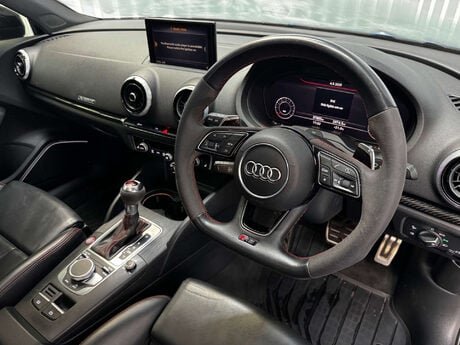 Audi RS3 2.5 TFSI Audi Sport Edition Saloon 4dr Petrol S Tronic quattro Euro 6 (s/s) 23