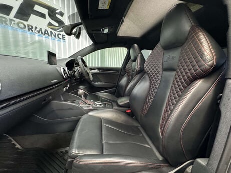 Audi RS3 2.5 TFSI Audi Sport Edition Saloon 4dr Petrol S Tronic quattro Euro 6 (s/s) 4