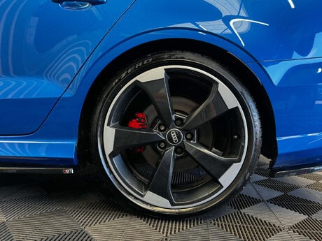Audi RS3 2.5 TFSI Audi Sport Edition Saloon 4dr Petrol S Tronic quattro Euro 6 (s/s) 12