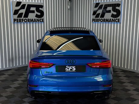 Audi RS3 2.5 TFSI Audi Sport Edition Saloon 4dr Petrol S Tronic quattro Euro 6 (s/s) 34