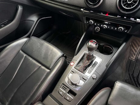 Audi RS3 2.5 TFSI Audi Sport Edition Saloon 4dr Petrol S Tronic quattro Euro 6 (s/s) 24