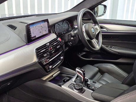 BMW M5 4.4i V8 Competition Saloon 4dr Petrol Steptronic xDrive Euro 6 (s/s) (625 p 17