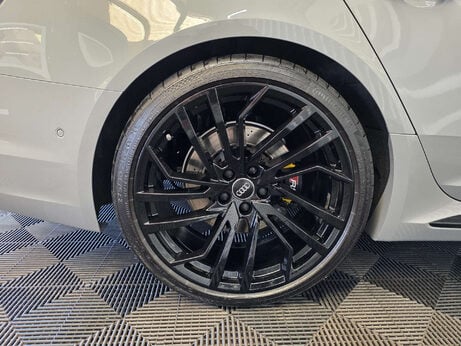 Audi RS4 2.9 TFSI V6 Vorsprung Estate 5dr Petrol Tiptronic quattro Euro 6 (s/s) (450 26
