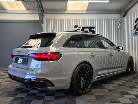 Audi RS4 2.9 TFSI V6 Vorsprung Estate 5dr Petrol Tiptronic quattro Euro 6 (s/s) (450 2