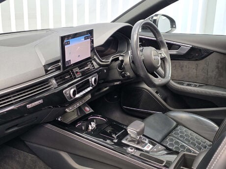 Audi RS4 2.9 TFSI V6 Vorsprung Estate 5dr Petrol Tiptronic quattro Euro 6 (s/s) (450 8
