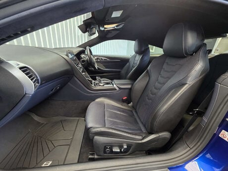 BMW 8 Series 4.4 M850i V8 Coupe 2dr Petrol Steptronic xDrive Euro 6 (s/s) (530 ps) 9