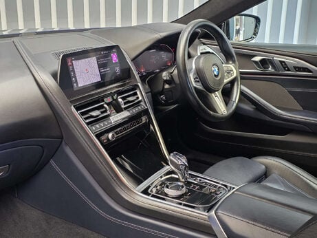 BMW 8 Series 4.4 M850i V8 Coupe 2dr Petrol Steptronic xDrive Euro 6 (s/s) (530 ps) 4