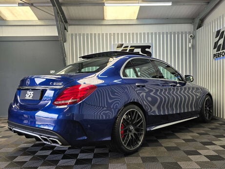 Mercedes-Benz C Class 4.0 C63 V8 BiTurbo AMG S (Premium) Saloon 4dr Petrol SpdS MCT Euro 6 (s/s) 35