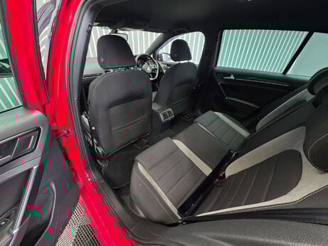 Volkswagen Golf 2.0 TSI BlueMotion Tech R Hatchback 5dr Petrol DSG 4Motion Euro 6 (s/s) (30 19