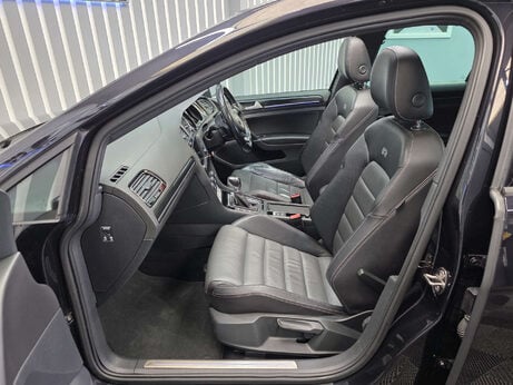 Volkswagen Golf 2.0 TSI BlueMotion Tech R Hatchback 5dr Petrol DSG 4Motion Euro 6 (s/s) (30 18