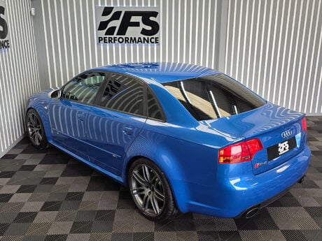 Audi RS4 4.2 Saloon 4dr Petrol Manual quattro (324 g/km, 415 bhp) 46