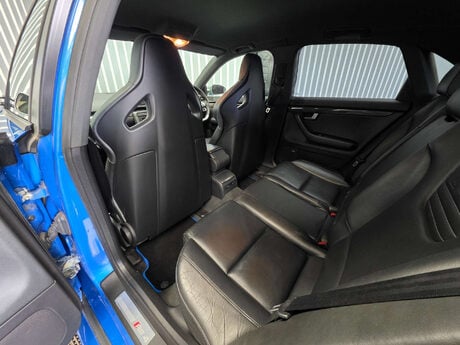 Audi RS4 4.2 Saloon 4dr Petrol Manual quattro (324 g/km, 415 bhp) 25