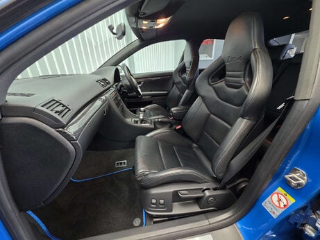 Audi RS4 4.2 Saloon 4dr Petrol Manual quattro (324 g/km, 415 bhp) 5