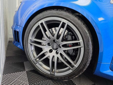 Audi RS4 4.2 Saloon 4dr Petrol Manual quattro (324 g/km, 415 bhp) 24