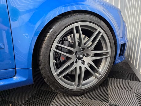 Audi RS4 4.2 Saloon 4dr Petrol Manual quattro (324 g/km, 415 bhp) 22