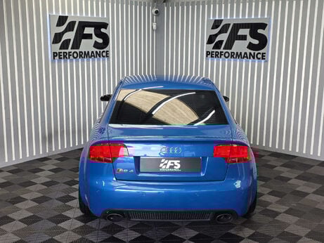 Audi RS4 4.2 Saloon 4dr Petrol Manual quattro (324 g/km, 415 bhp) 43