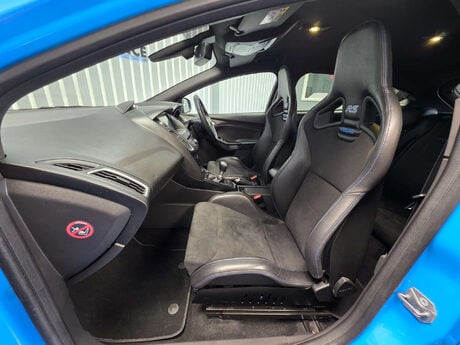 Ford Focus 2.3T EcoBoost RS Hatchback 5dr Petrol Manual AWD Euro 6 (s/s) (350 ps) 12
