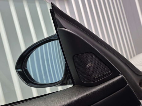 BMW M3 4.0 iV8 Coupe 2dr Petrol DCT Euro 5 (420 ps) 10