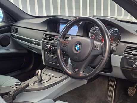 BMW M3 4.0 iV8 Coupe 2dr Petrol DCT Euro 5 (420 ps) 30