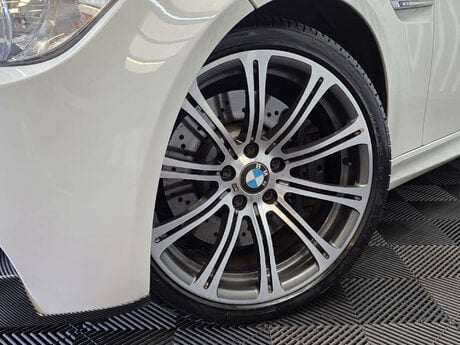 BMW M3 4.0 iV8 Coupe 2dr Petrol DCT Euro 5 (420 ps) 32