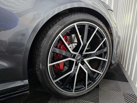 Audi RS6 4.0 TFSI V8 Performance Estate 5dr Petrol Tiptronic quattro Euro 6 (s/s) (6 27