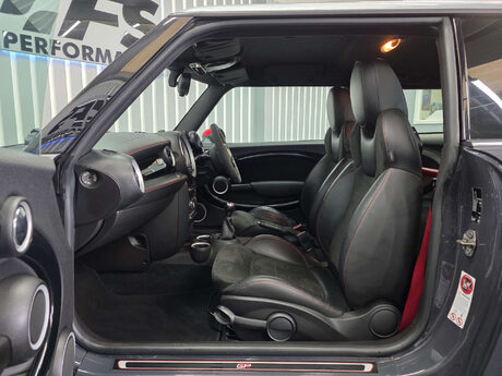 Mini Hatch 1.6 John Cooper Works GP Hatchback 3dr Petrol Manual Euro 5 (218 ps) 39