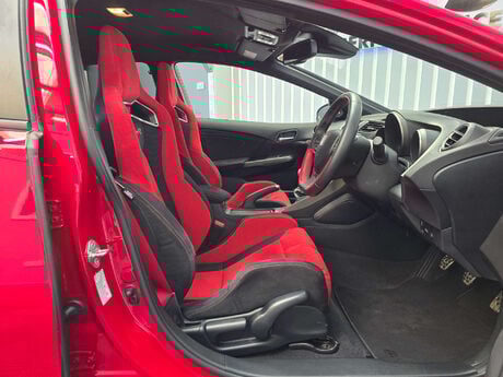 Honda Civic 2.0 i-VTEC Type R GT Hatchback 5dr Petrol Manual Euro 6 (s/s) (310 ps) 32