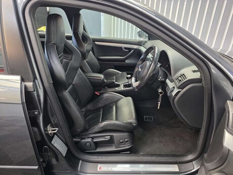 Audi RS4 4.2 Estate 5dr Petrol Manual quattro (326 g/km, 415 bhp) 20