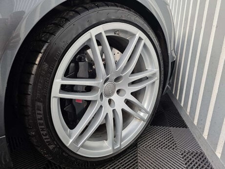 Audi RS4 4.2 Estate 5dr Petrol Manual quattro (326 g/km, 415 bhp) 20