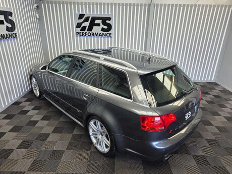 Audi RS4 4.2 Estate 5dr Petrol Manual quattro (326 g/km, 415 bhp) 16