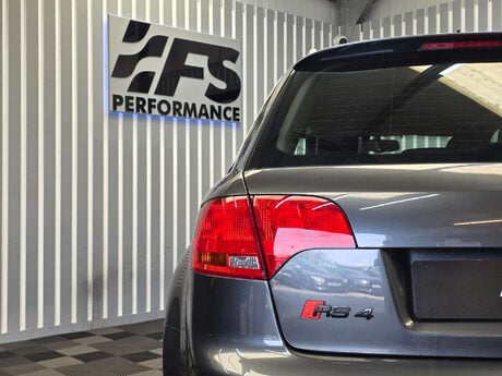 Audi RS4 4.2 Estate 5dr Petrol Manual quattro (326 g/km, 415 bhp) 40