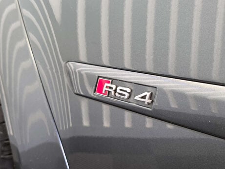 Audi RS4 4.2 Estate 5dr Petrol Manual quattro (326 g/km, 415 bhp) 41