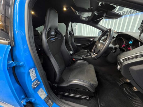 Ford Focus 2.3T EcoBoost RS Hatchback 5dr Petrol Manual AWD Euro 6 (s/s) (350 ps) 7