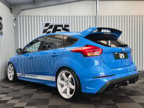 Ford Focus 2.3T EcoBoost RS Hatchback 5dr Petrol Manual AWD Euro 6 (s/s) (350 ps) 4